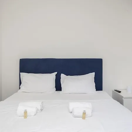 Urban Oasis With Queen Bed And View Be-19 *