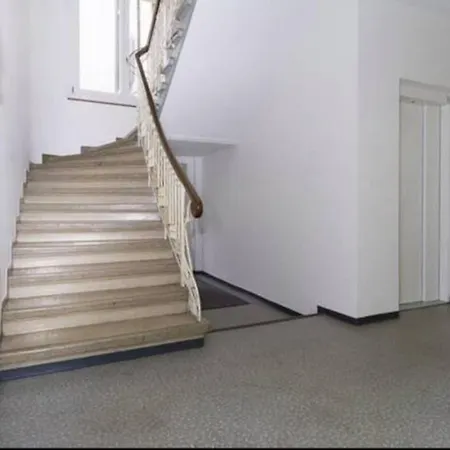 Urban Oasis With Queen Bed And View Be-19