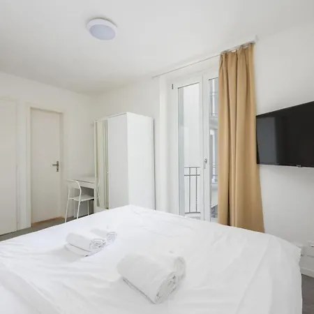 Lejlighed Urban Oasis With Queen Bed And View Be-19 *