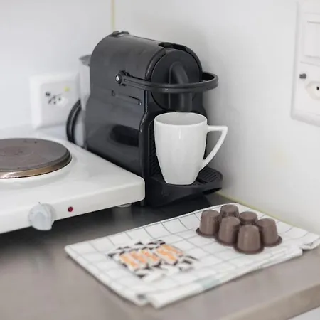 Apartment Urban Oasis With Queen Bed And View Be-19 *