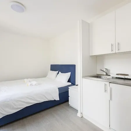 Urban Oasis With Queen Bed And View Be-19